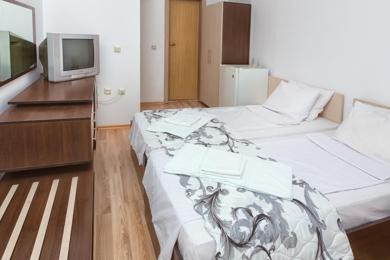 Stayinn Rainbow Houses Beachfront By Asteri Hotels Sunny Beach Exterior foto